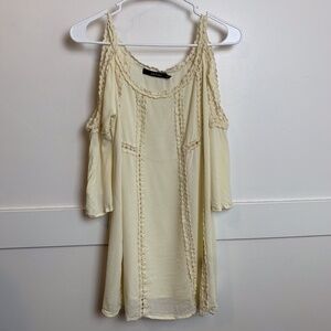Ark & Co Cream Cold Shoulder Quarter Sleeve Shirt